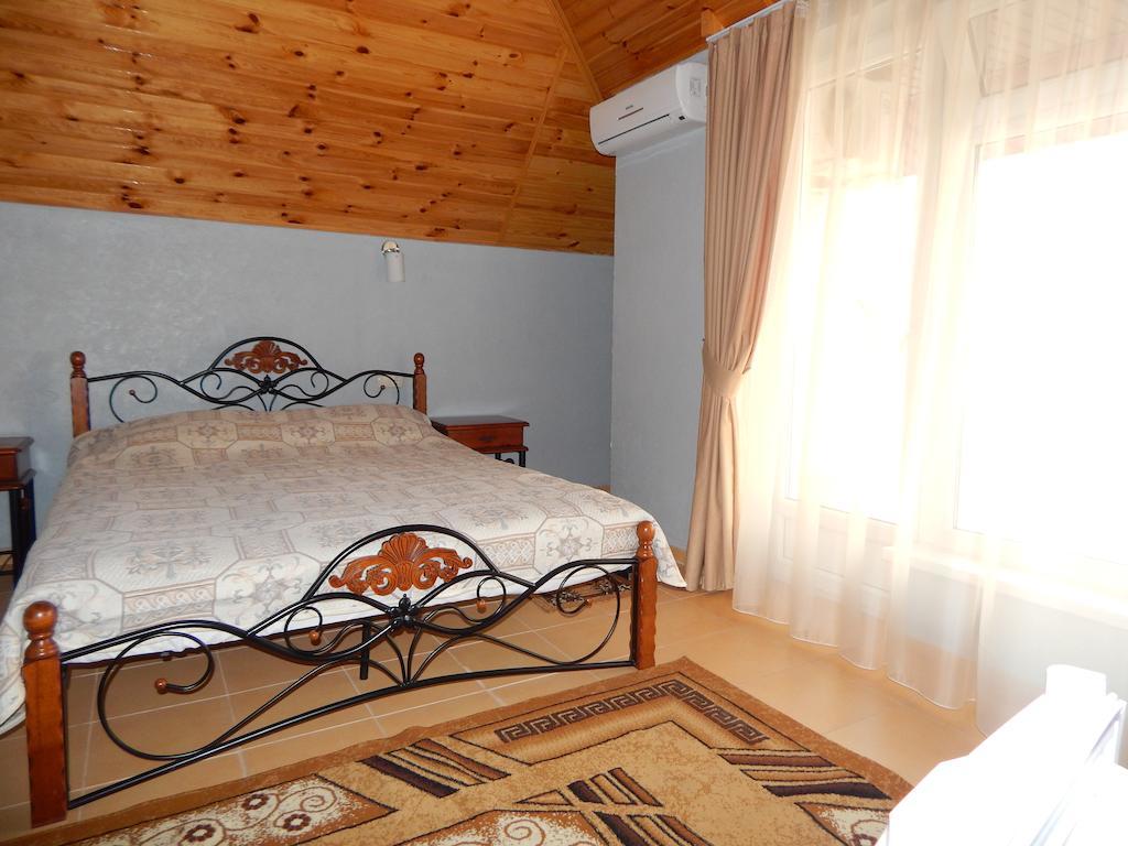 Delfin Hotel Kobleve Szoba fotó
