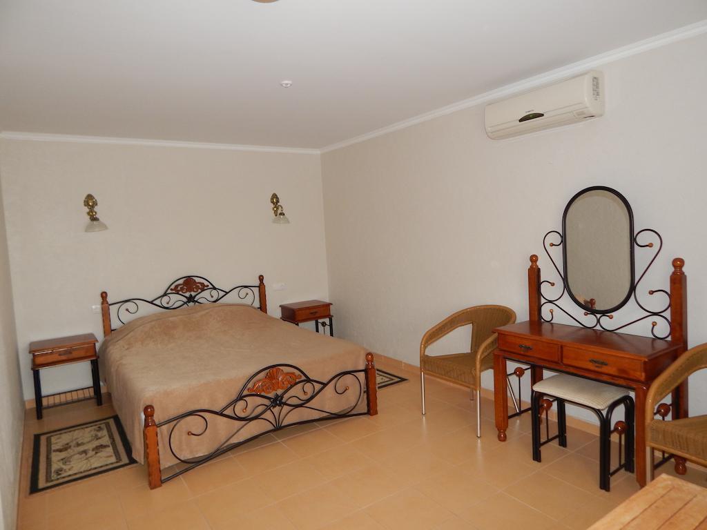 Delfin Hotel Kobleve Szoba fotó