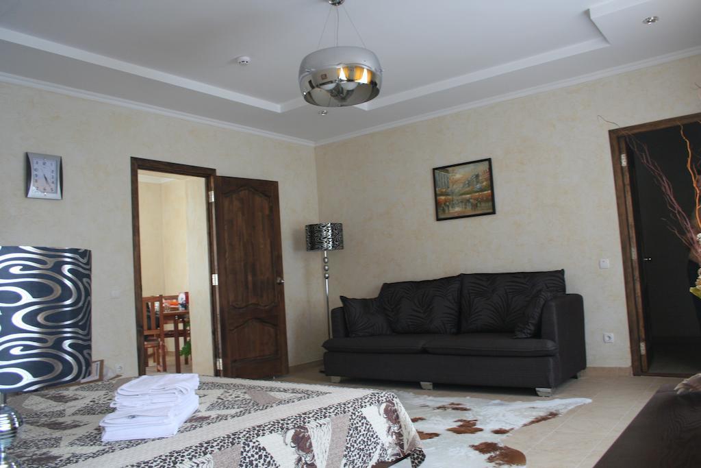 Delfin Hotel Kobleve Szoba fotó