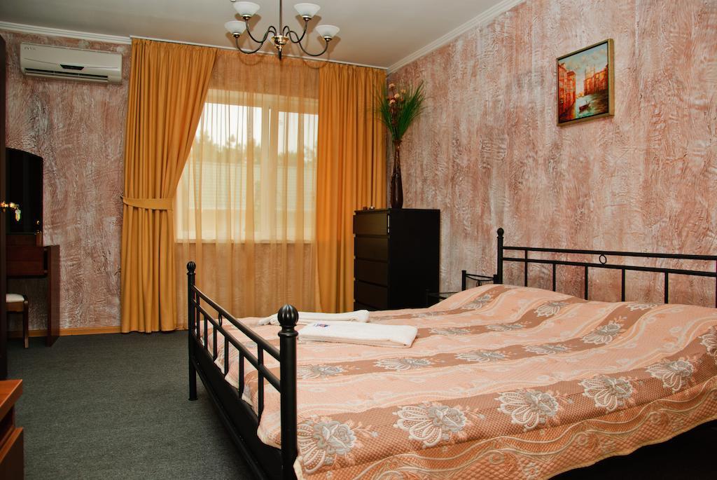 Delfin Hotel Kobleve Szoba fotó
