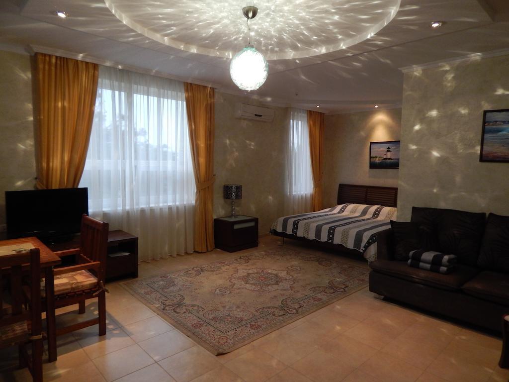 Delfin Hotel Kobleve Szoba fotó