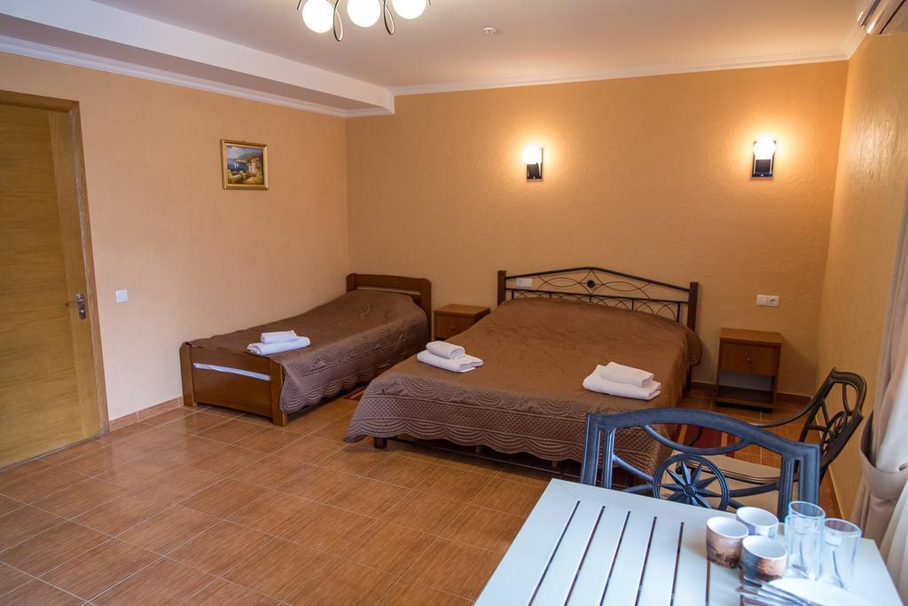 Delfin Hotel Kobleve Kültér fotó