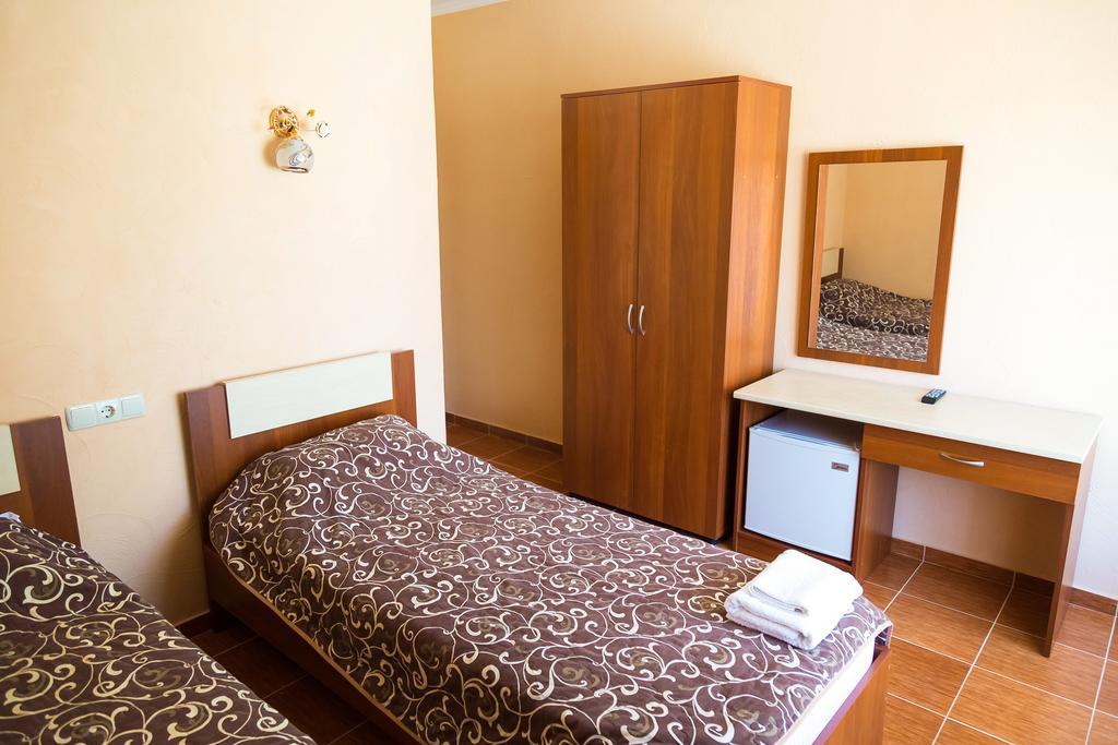 Delfin Hotel Kobleve Kültér fotó